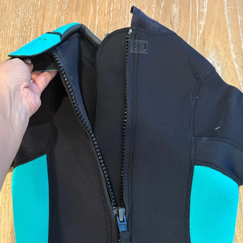 Avenger Kids One-Piece Swim Wetsuit in Black and Teal